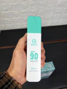 لوسیون ضدآفتاب استلین SPF90 مرطوب‌کننده و آبرسان (Estelin)